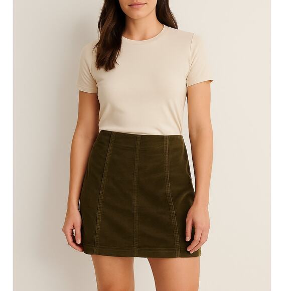 Free People Corduroy Mini Skirt Moss Green Women's Size 8 NWT - Picture 1 of 8